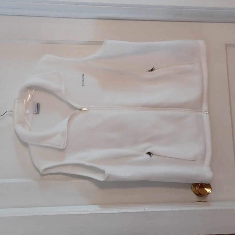 Columbia Fleece Vest women's size XXLARGE  white